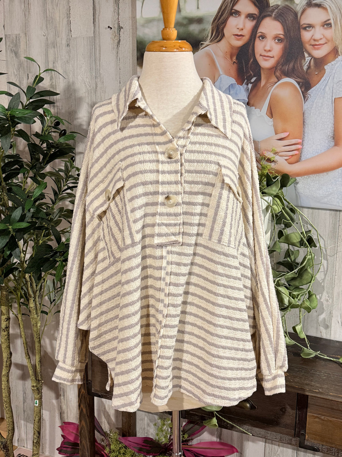 Womens Bucket List Pullover Large NWT