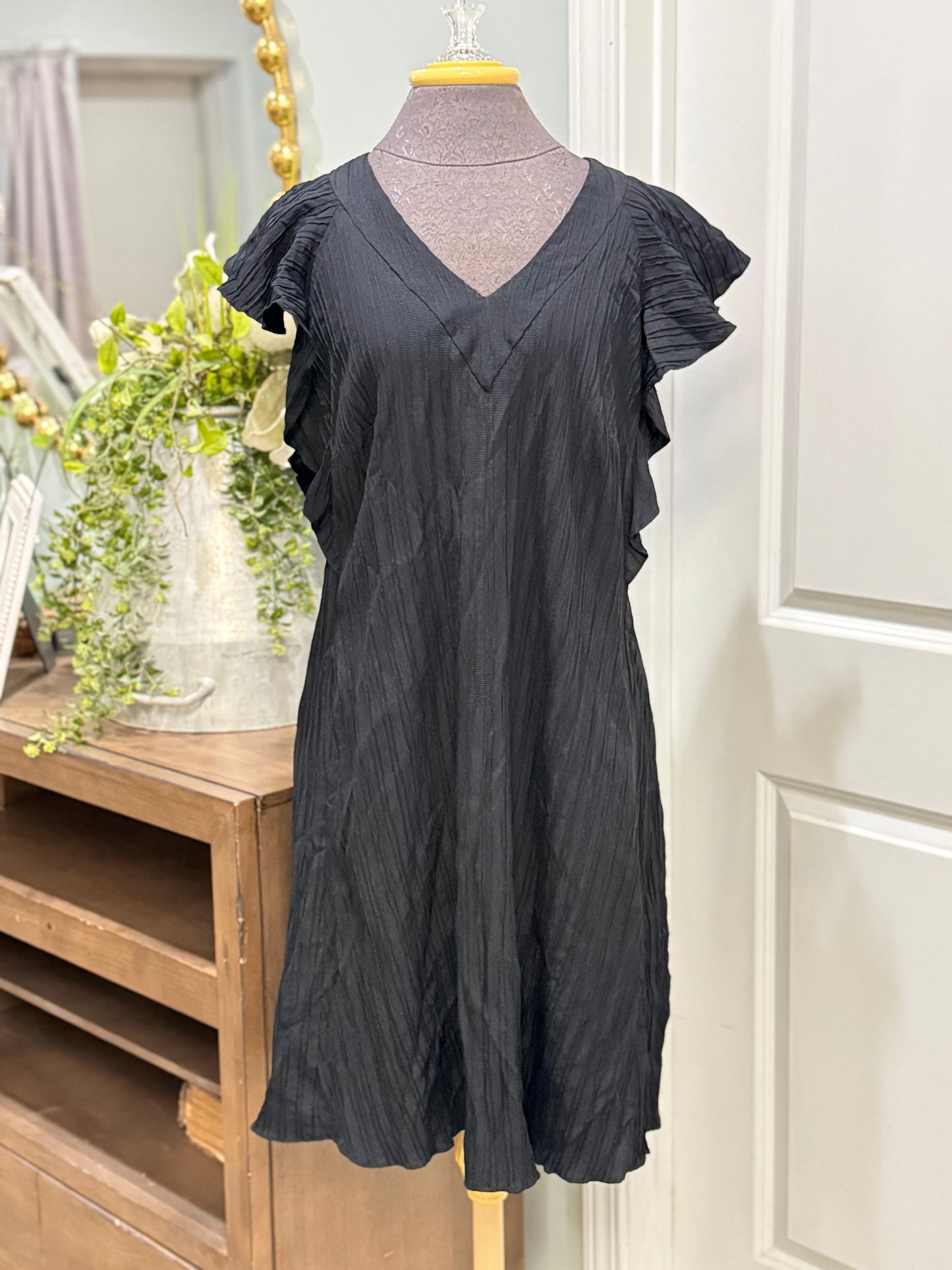 Womens 52Seven Black Dress Flutter Sleeve 1X EUC