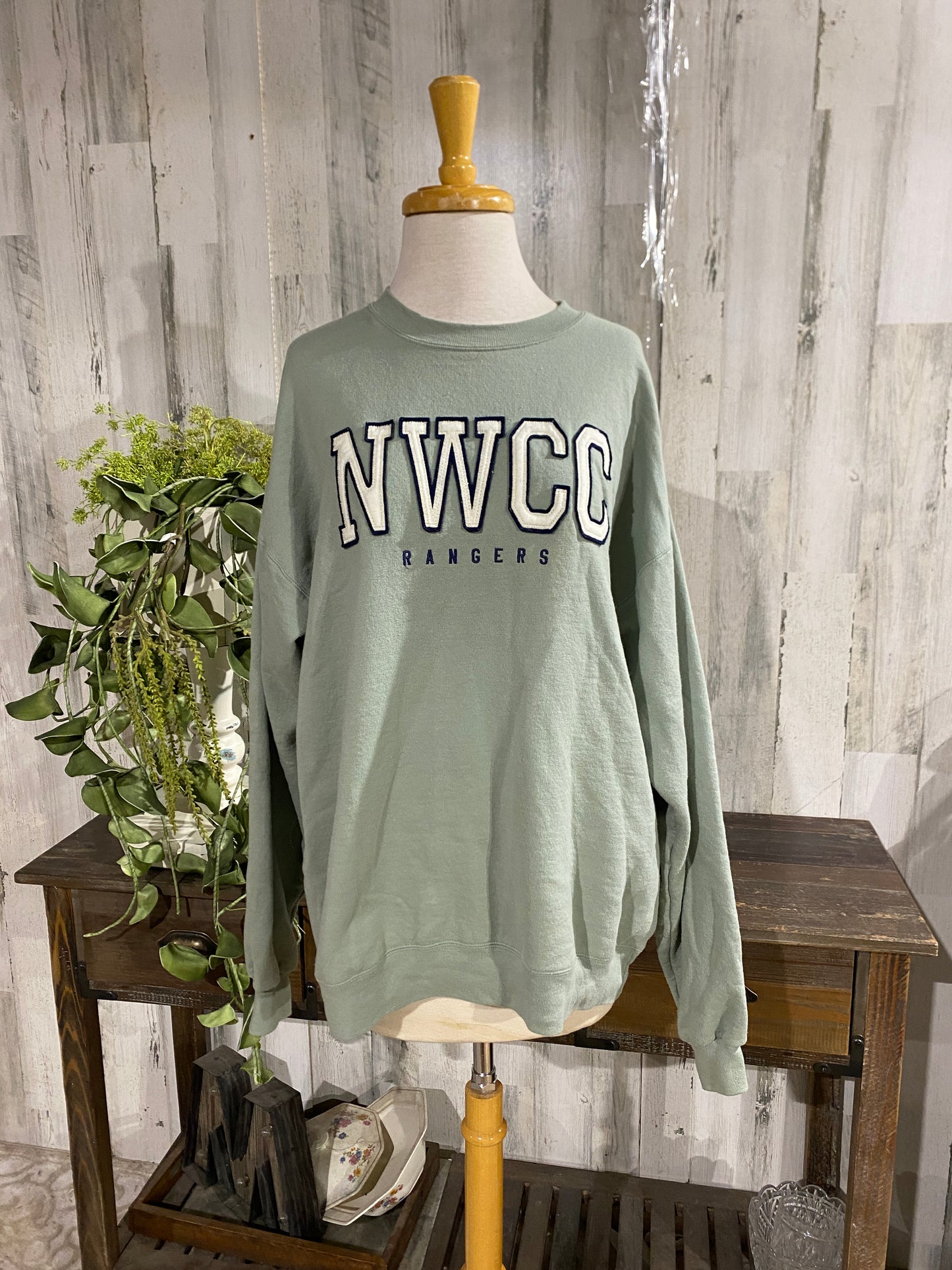 Womens NWCC Rangers Sweatshirt Medium