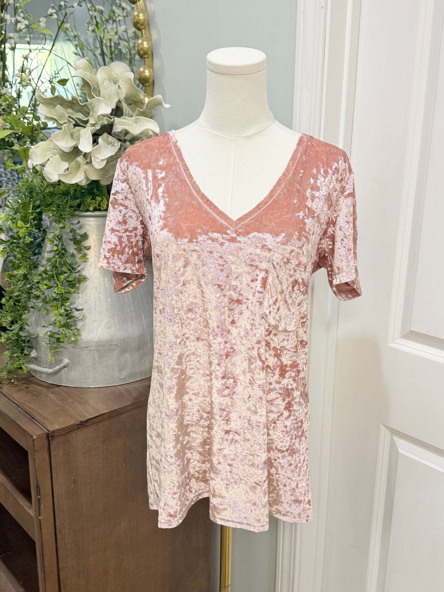 Womens POL Pink Velvet Blouse Medium EUC