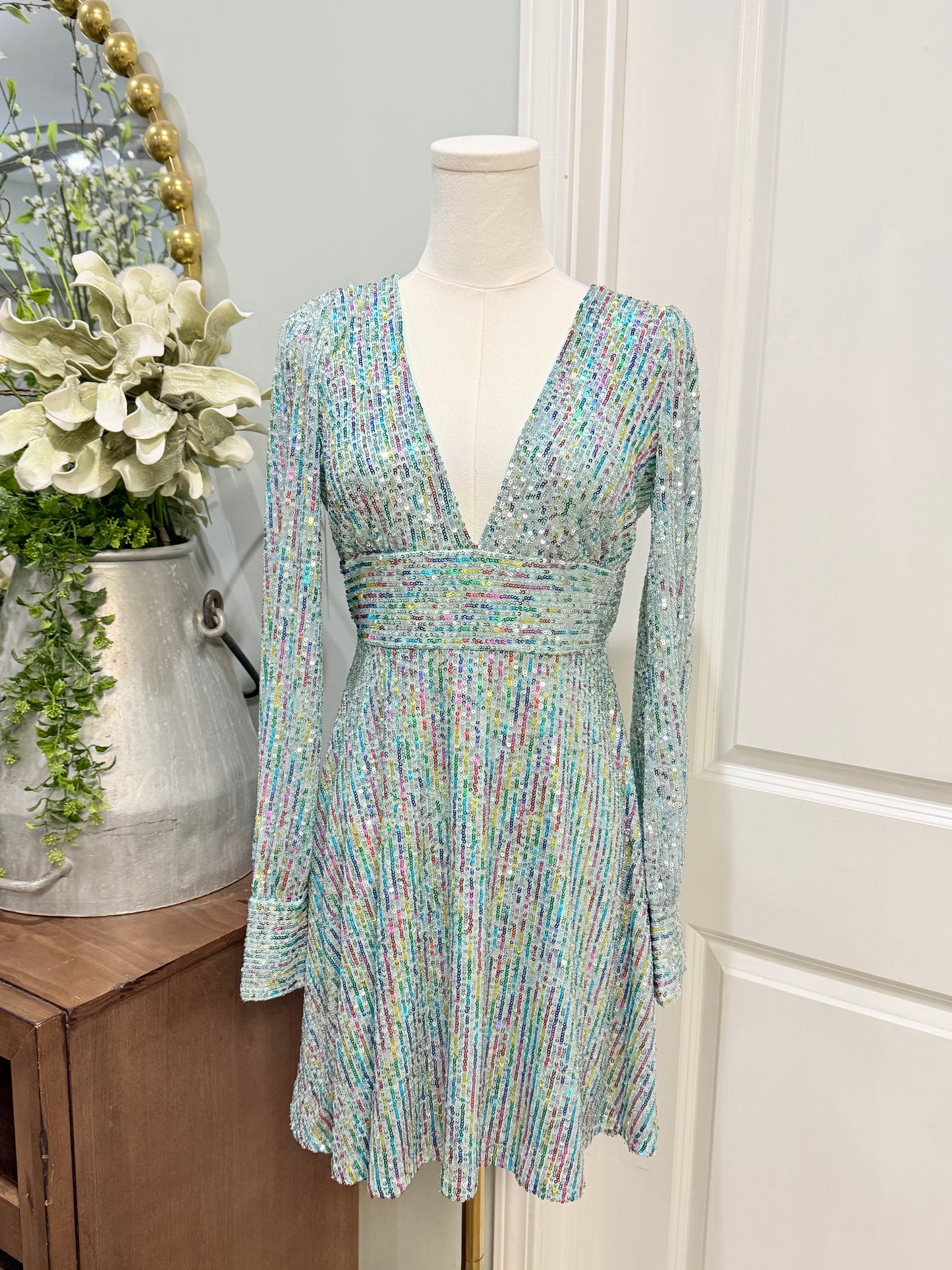 Womens Honey & Rosie Short Sequin Dress Medium EUC