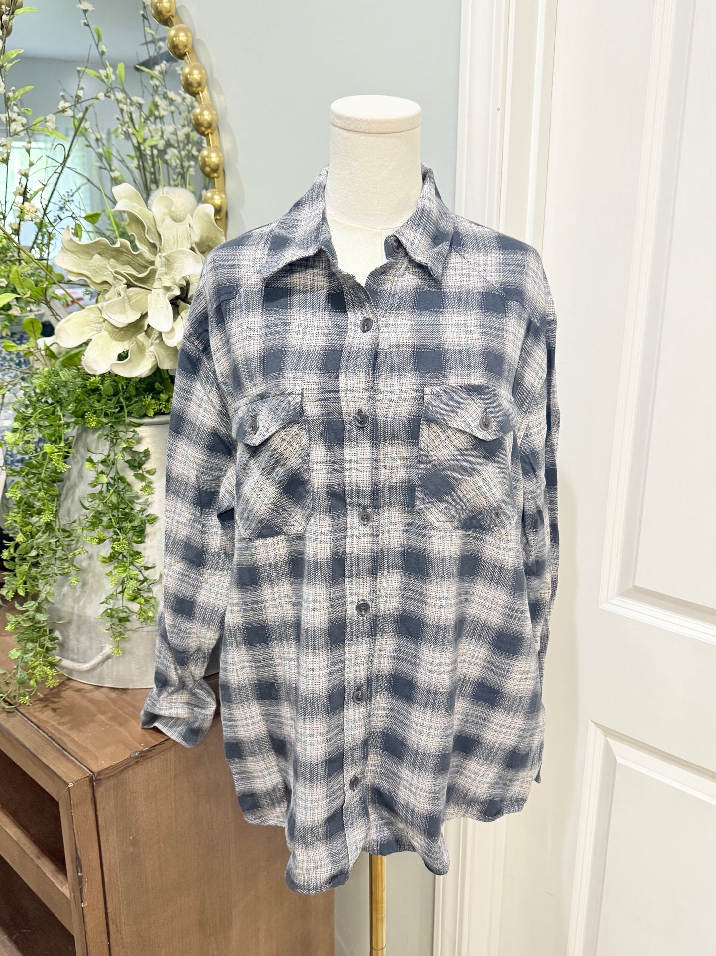 Womens Green Flannel Button Down Medium NWT