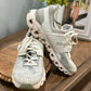 Womens On Cloud Sneakers Size 9.5