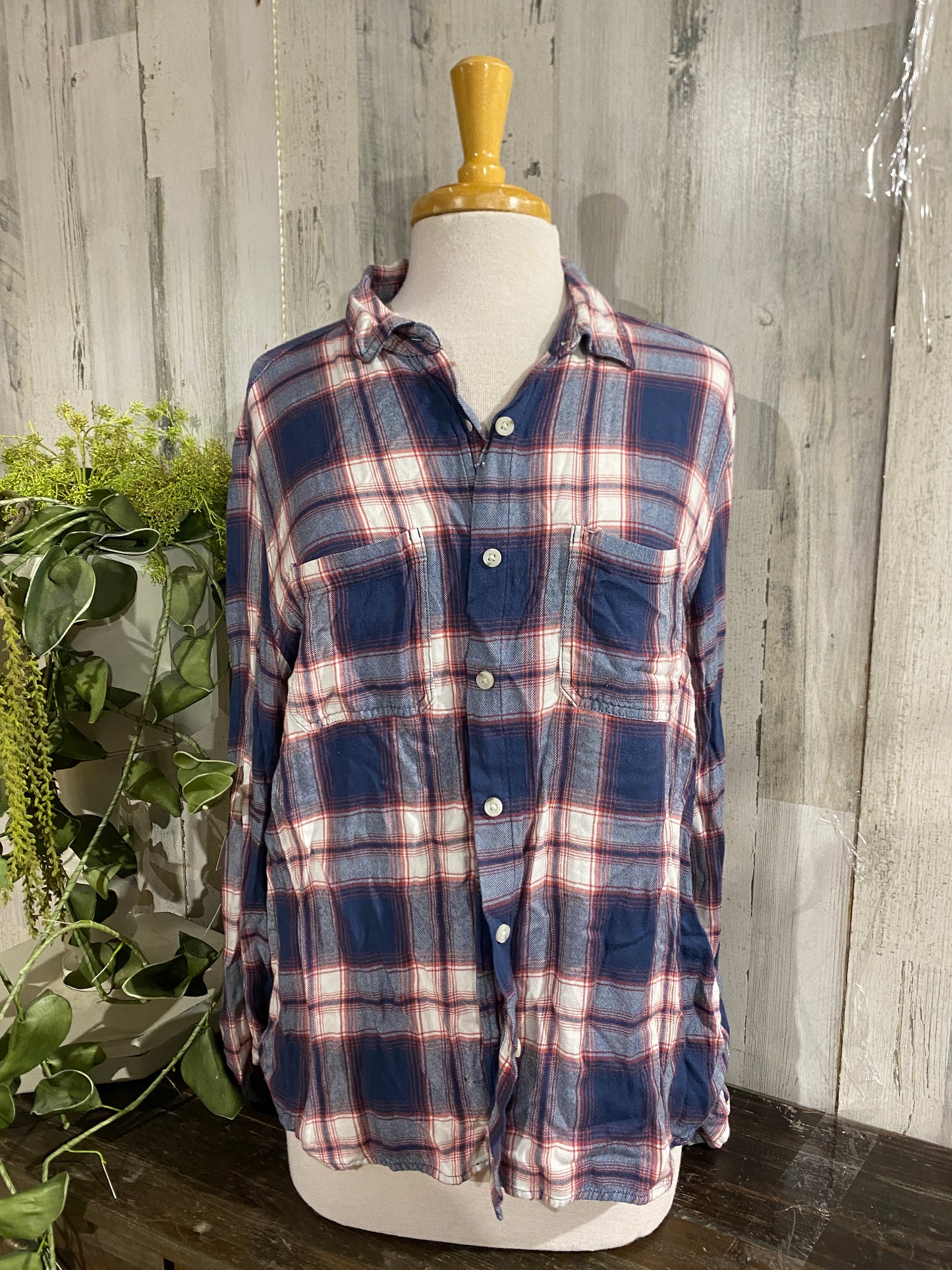 Womens Mossimo Flannel Button Up XLarge