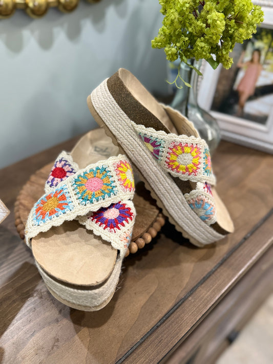 Womens Dolce Vita Crotchet Wedge Sandals Size 8