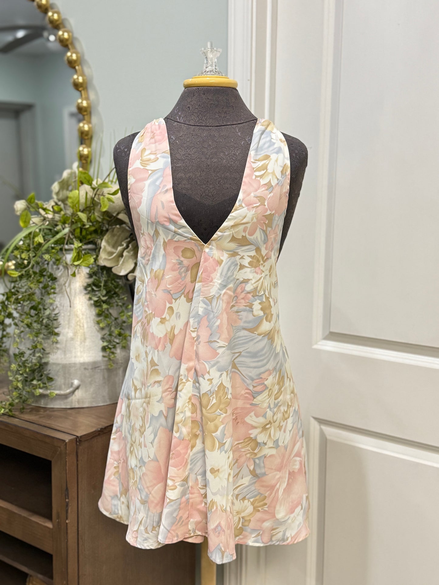 Womens Aiblee Floral DressSmall NWT