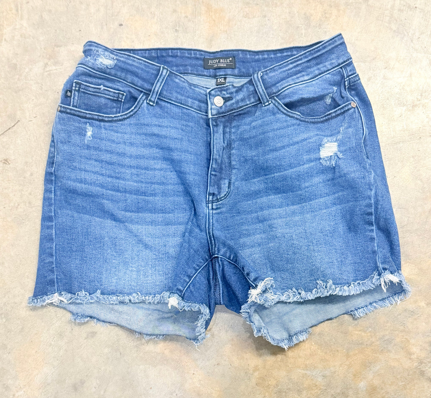 Womens Judy Blue Denim Shorts 1XL EUC