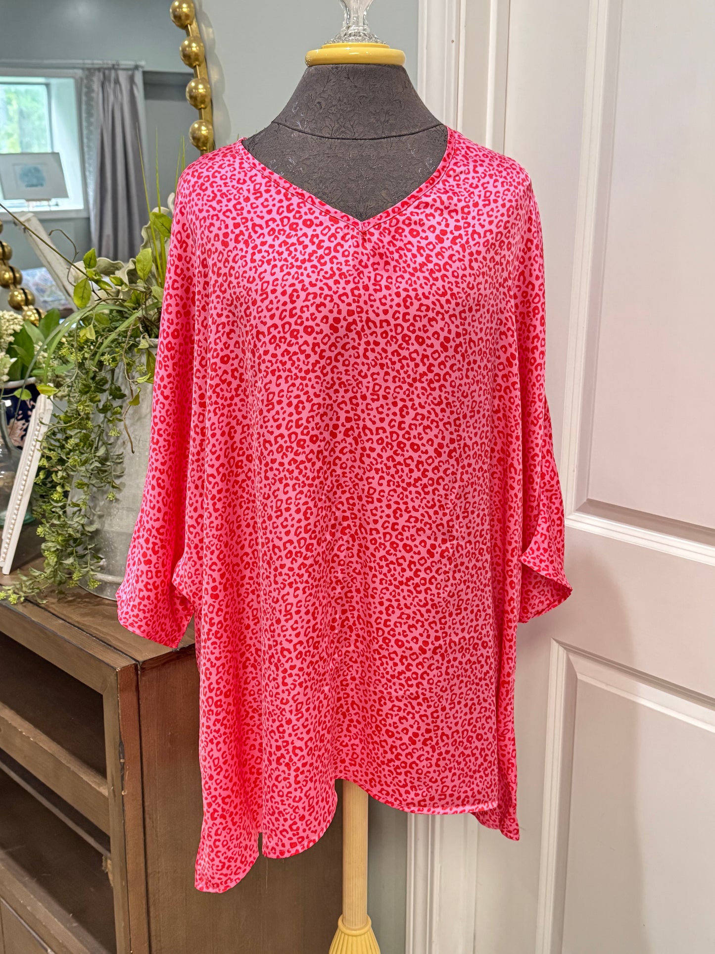 Womens Pink Leopard Blouse Large EUC