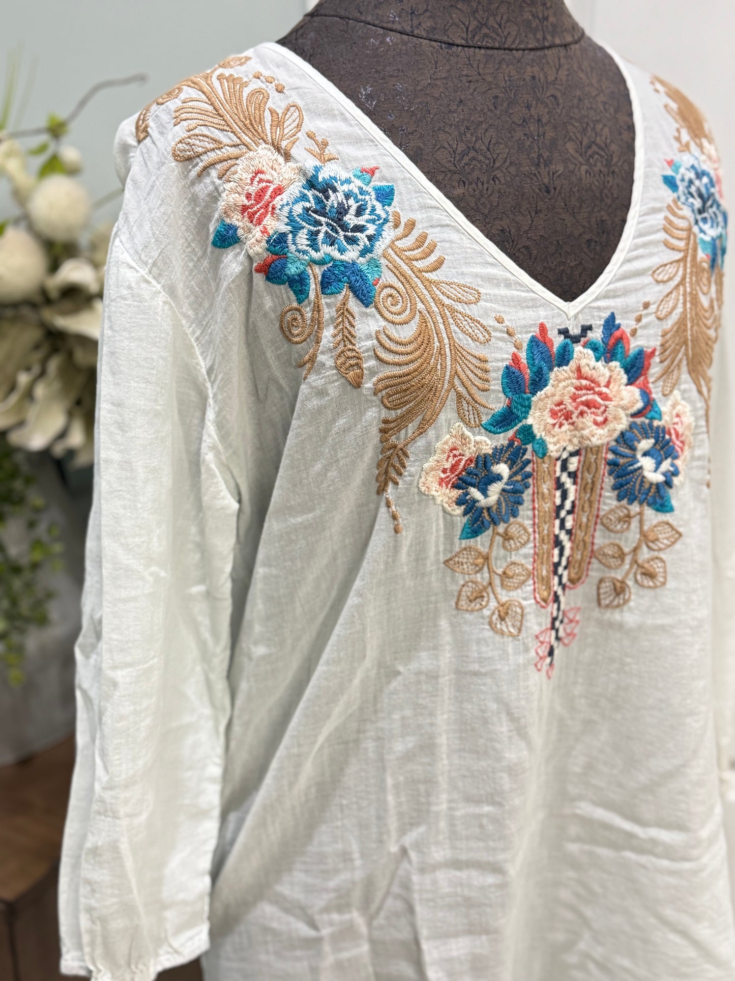 Womens Johnny Was Embroidered Tunic Size Medium EUC