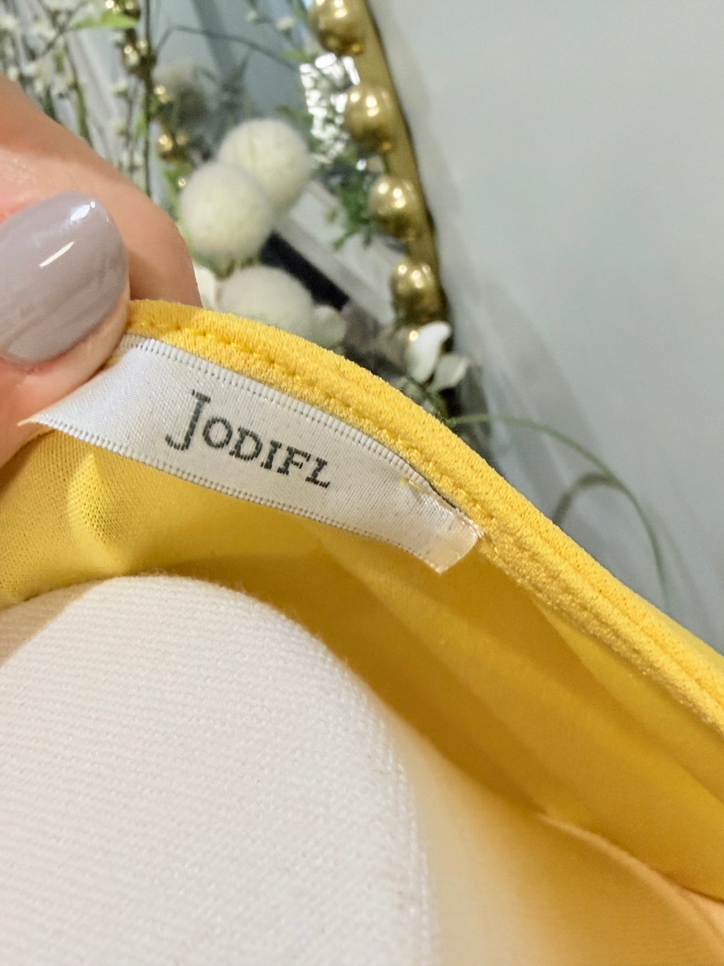 Womens Jodifl Scalloped Yellow Blouse Medium EUC