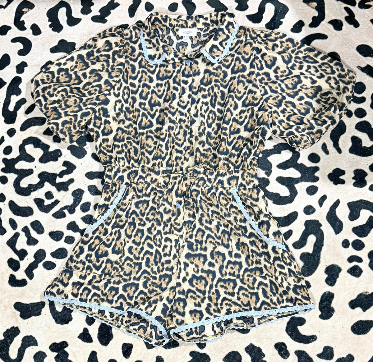 Womens Anniewear Leopard Romper Size XL EUC