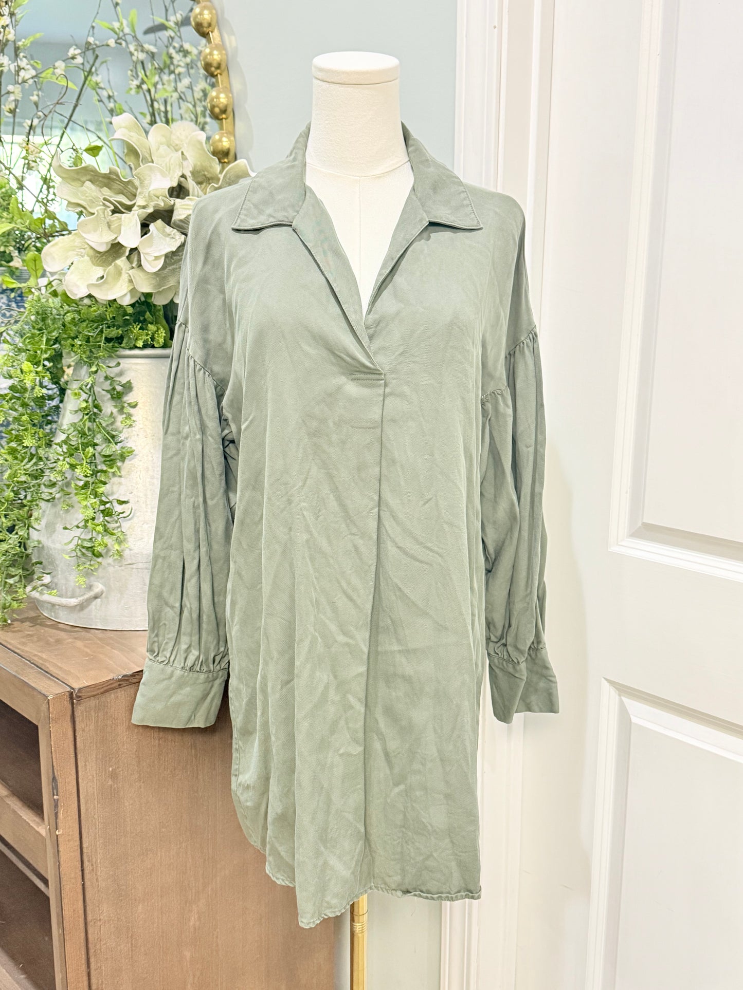 Womens 1250C Green Tunic Large EUC