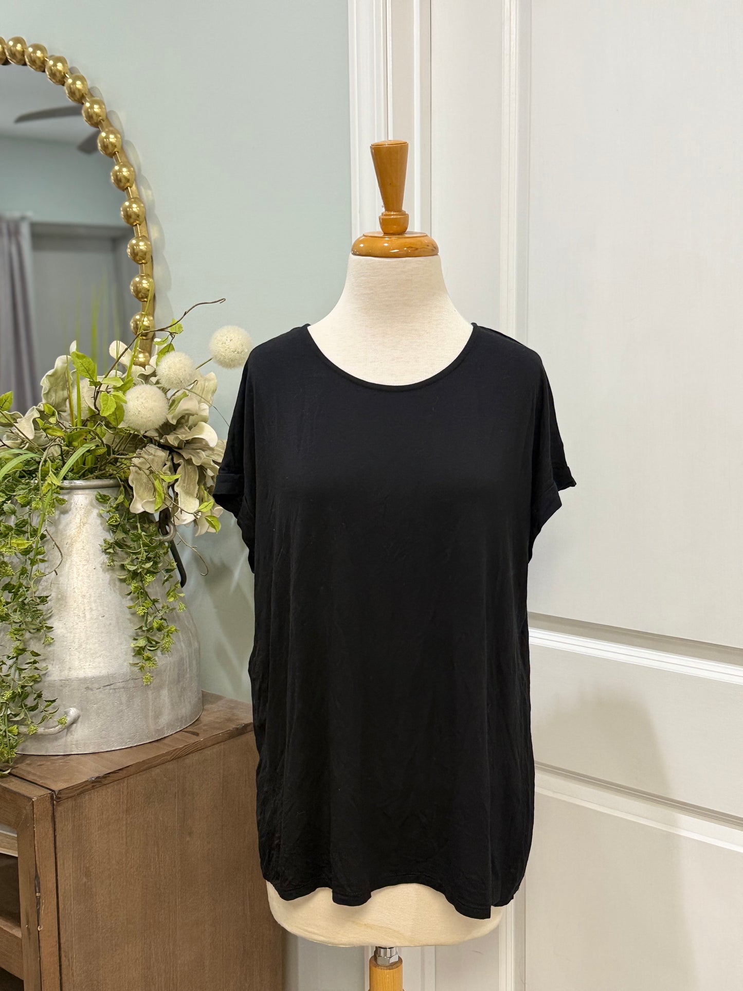 Womens Green Envelope Black Tshirt Size XL