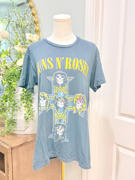 Womens Guns N Roses Tshirt Medium EUC