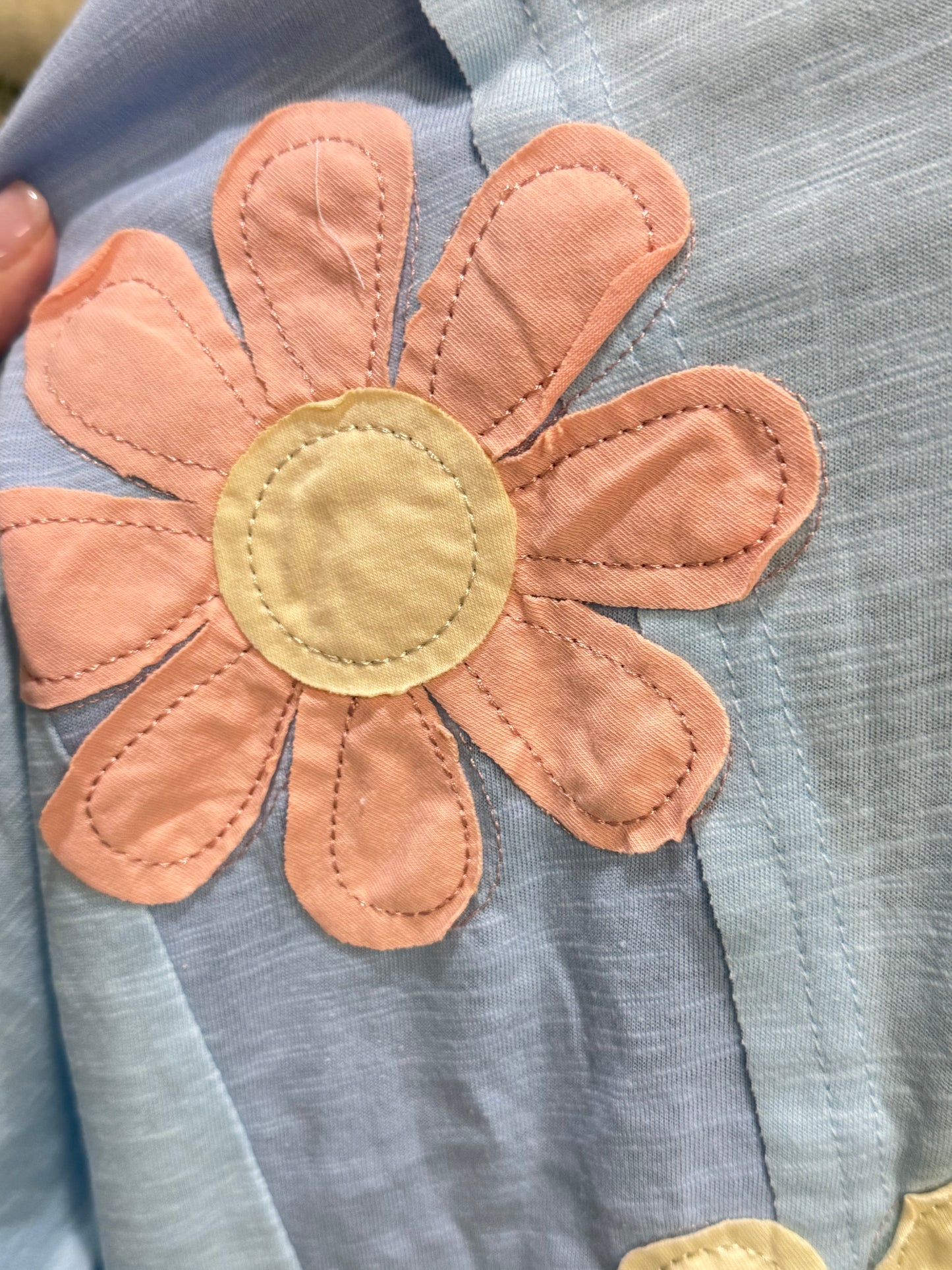 Womens Flower Patch Oversized Blouse Medium & Large NEW