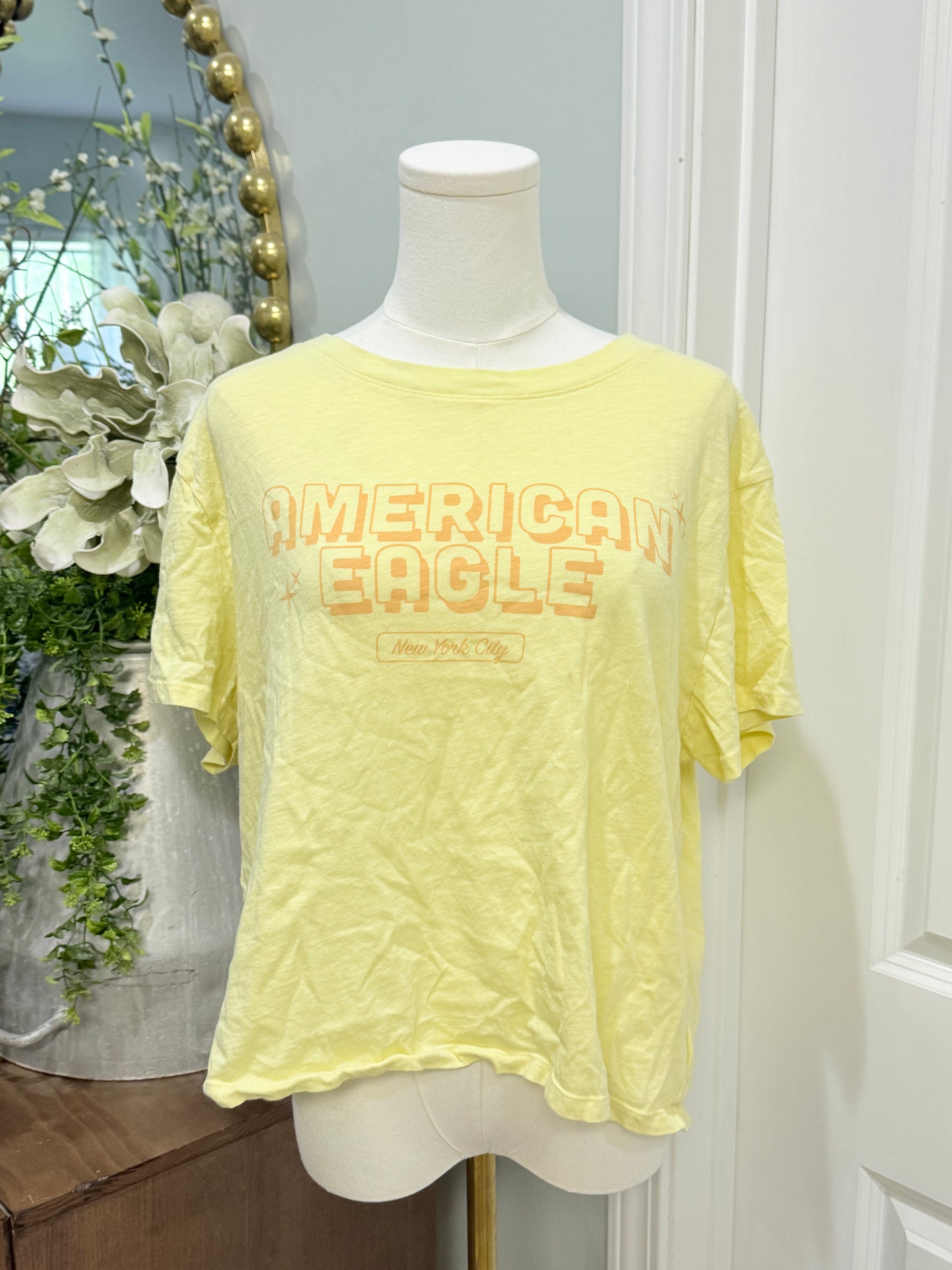 Womens Yellow American Eagle Cropped Tshirt Size XL EUC