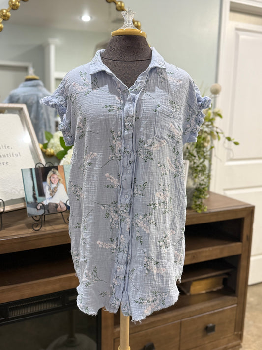 Womens GiGio Blue Floral Blouse Medium EUC