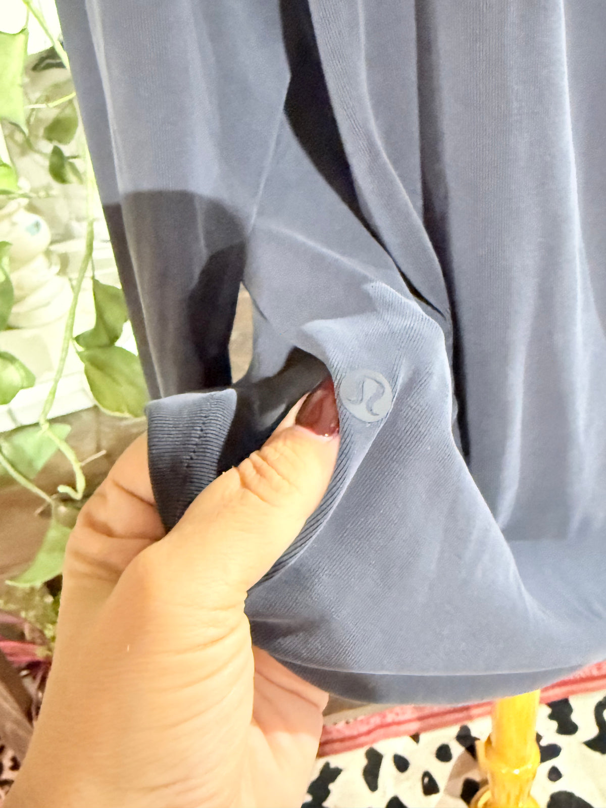 Womens Lululemon Grey Top Size XL EUC