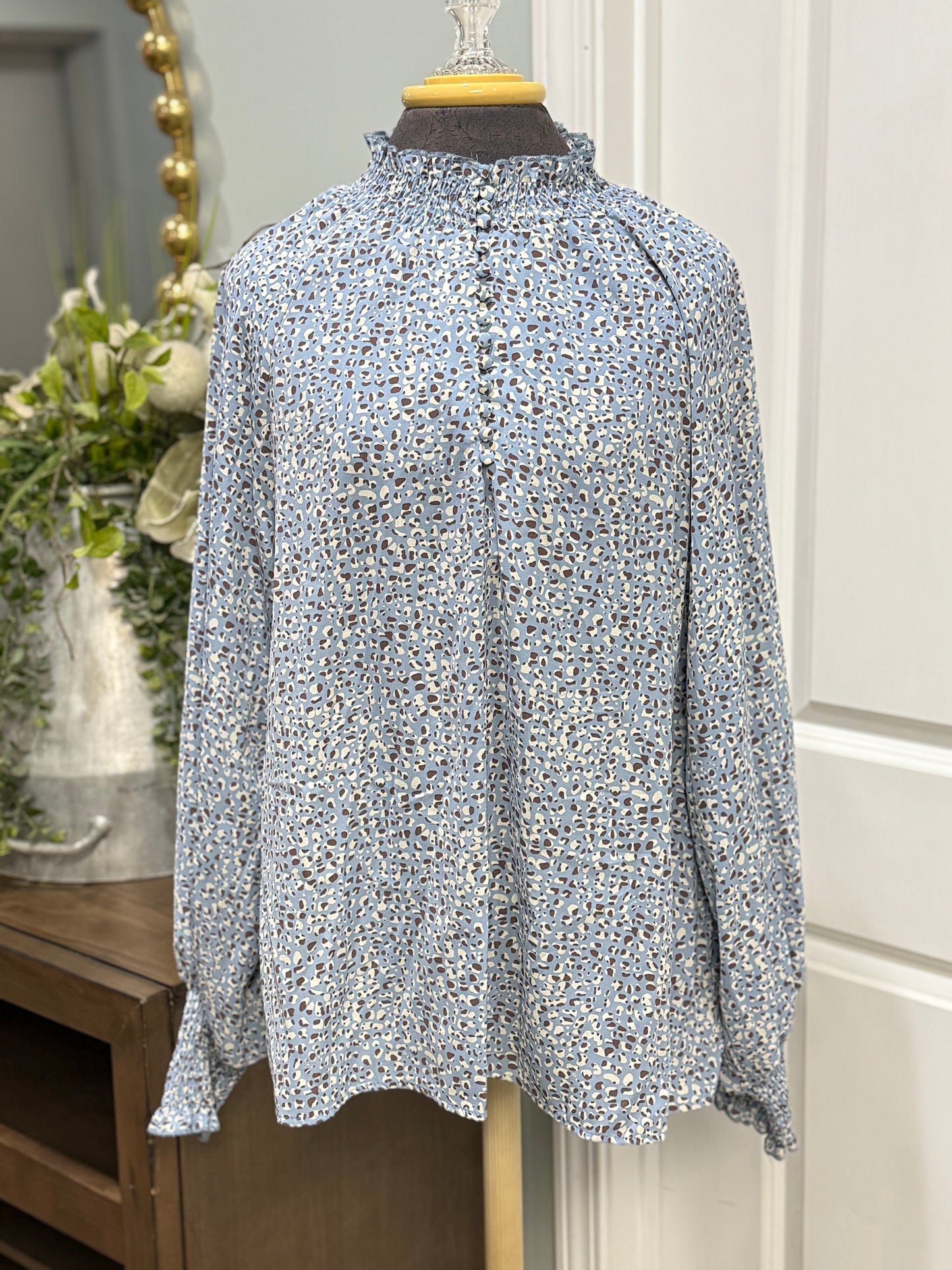Womens Vine & Love Leopard Blouse Large
