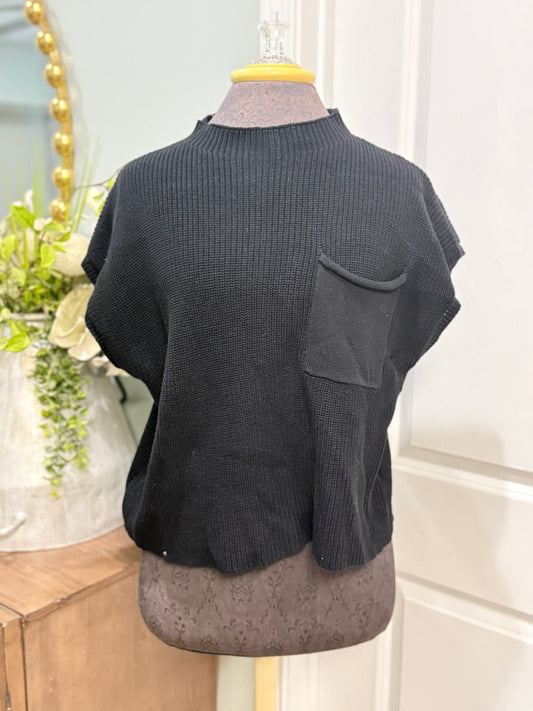 Womens Caracilia Short Sleeve Sweater Medium