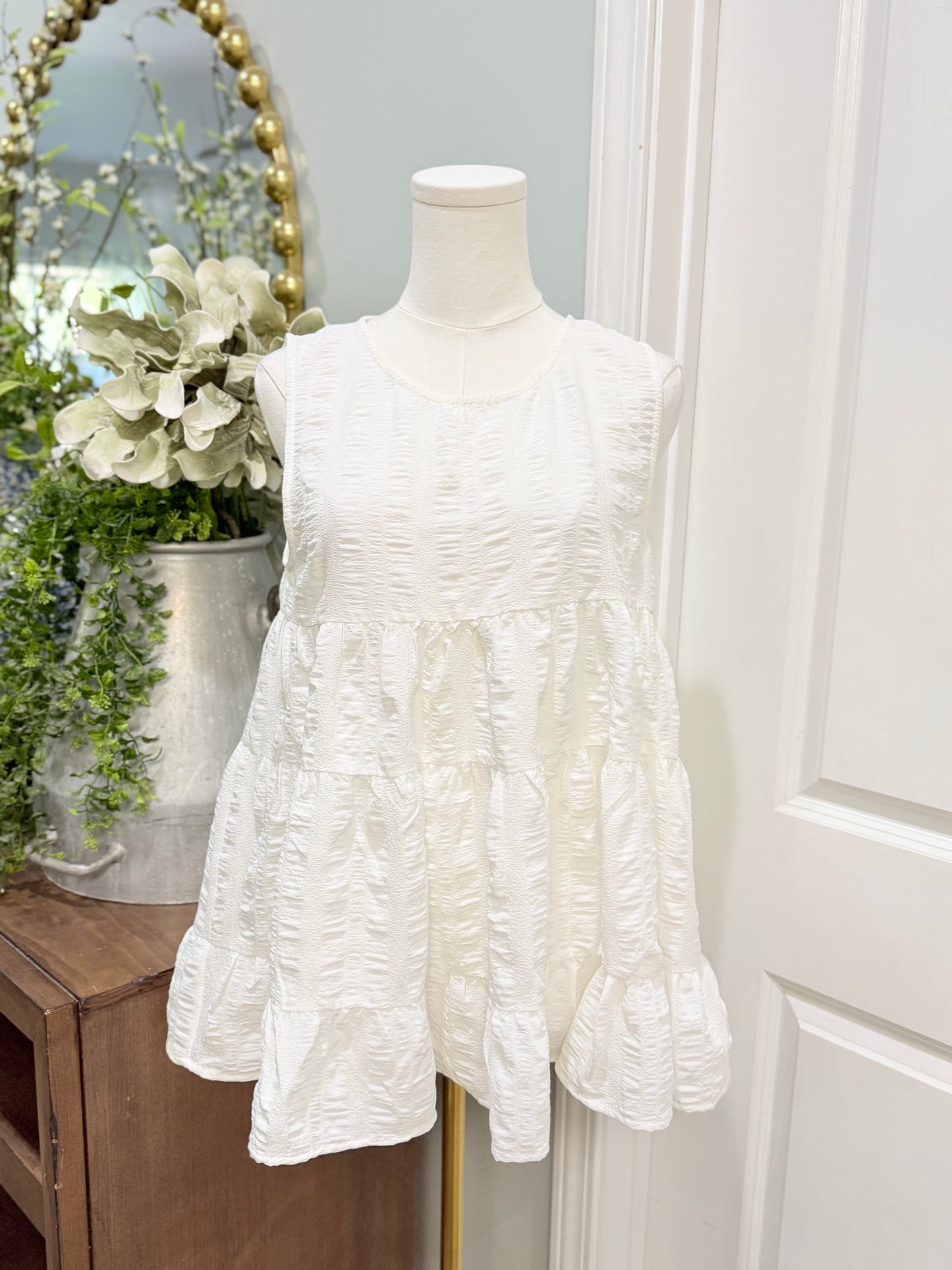 Womens Entro White Peplum Blouse Medium EUC