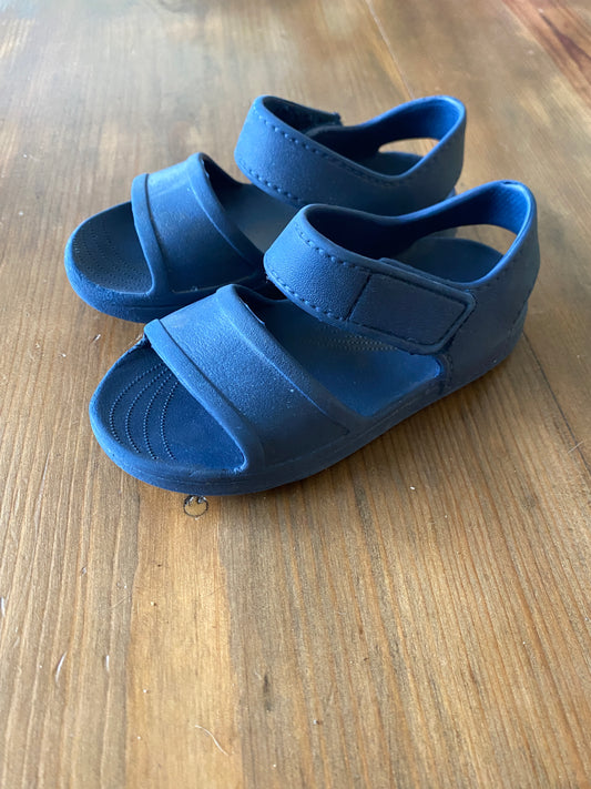Boys Sandals Sz 9/10