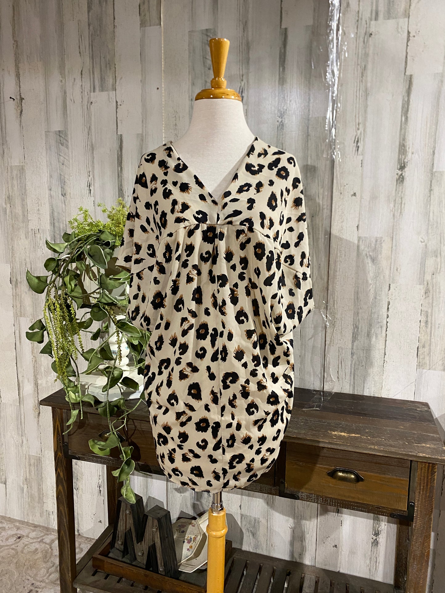 Womens Adrienne Blouse Leopard Size Medium