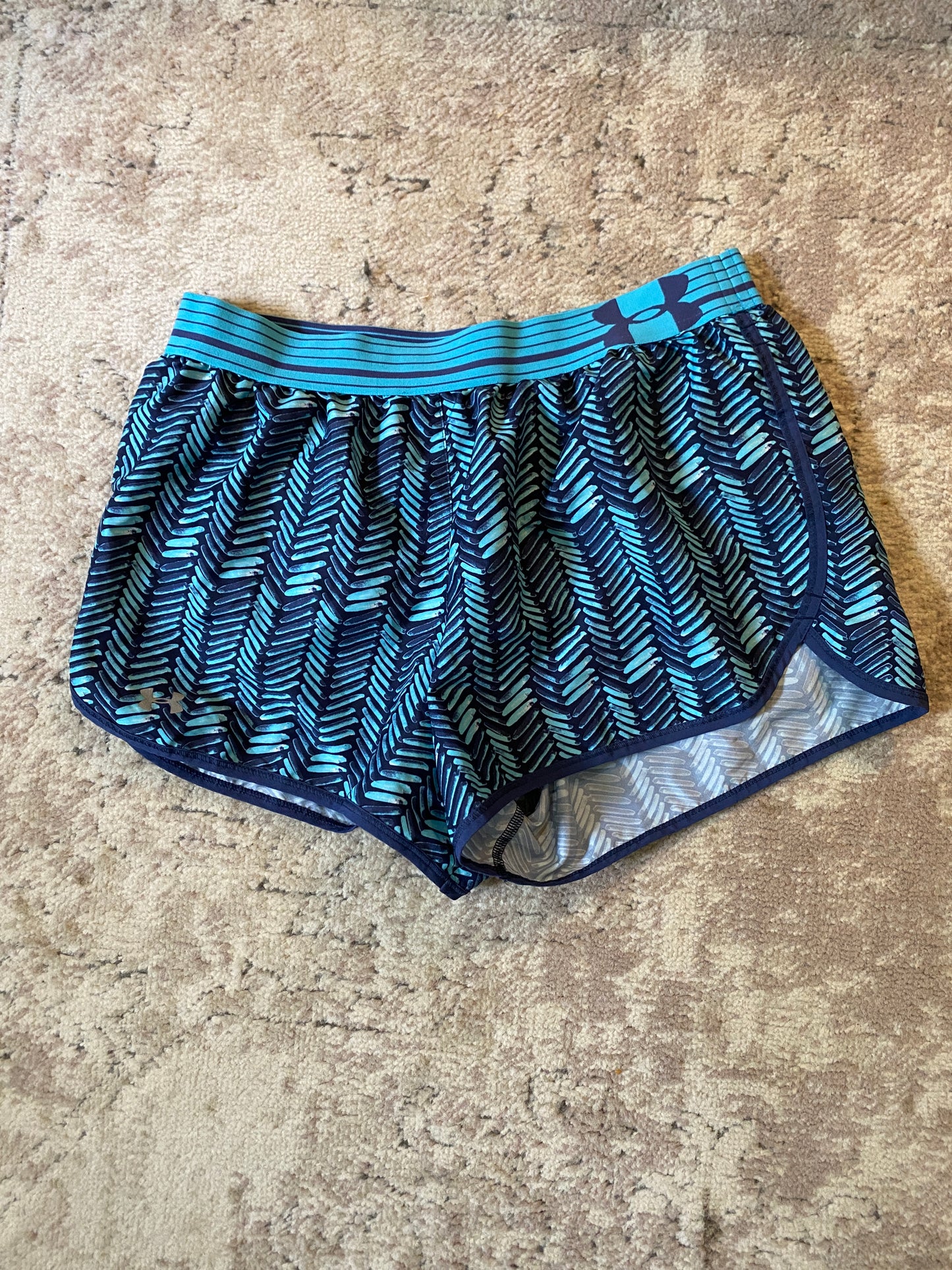 Womens Under Armour Shorts Size Small