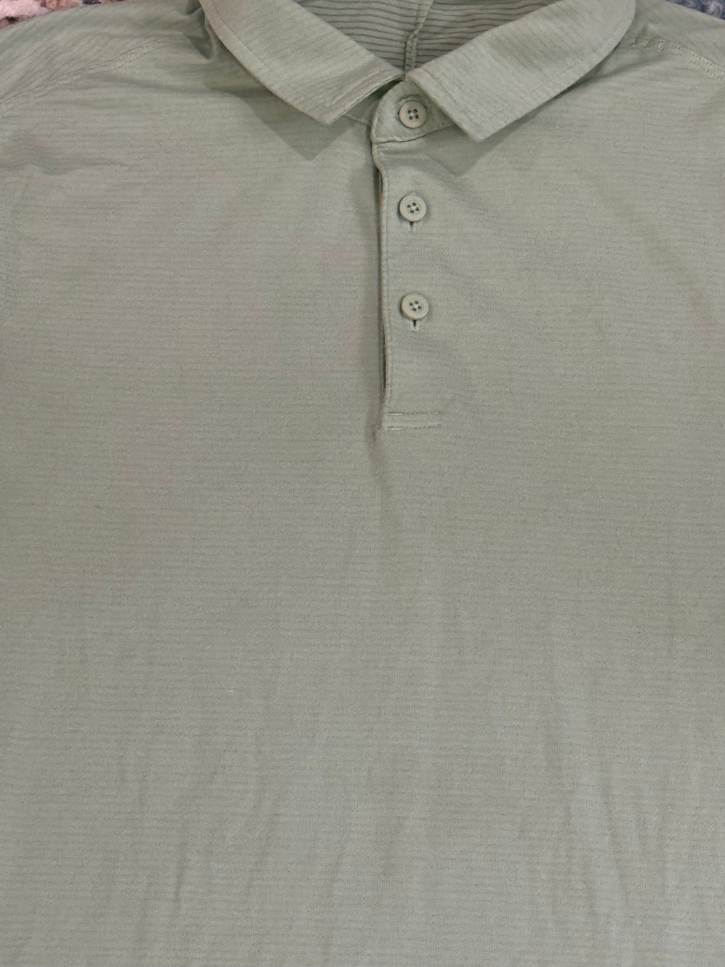 Mens Light Green Lululemon Collard Polo Shirt Medium GUC