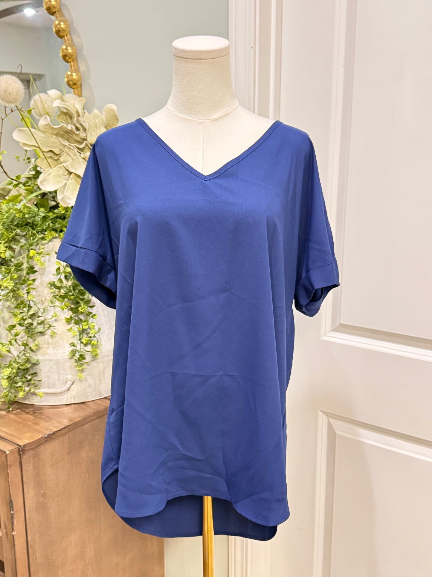 Womens Zenana Navy V-Neck Blouse XL EUC