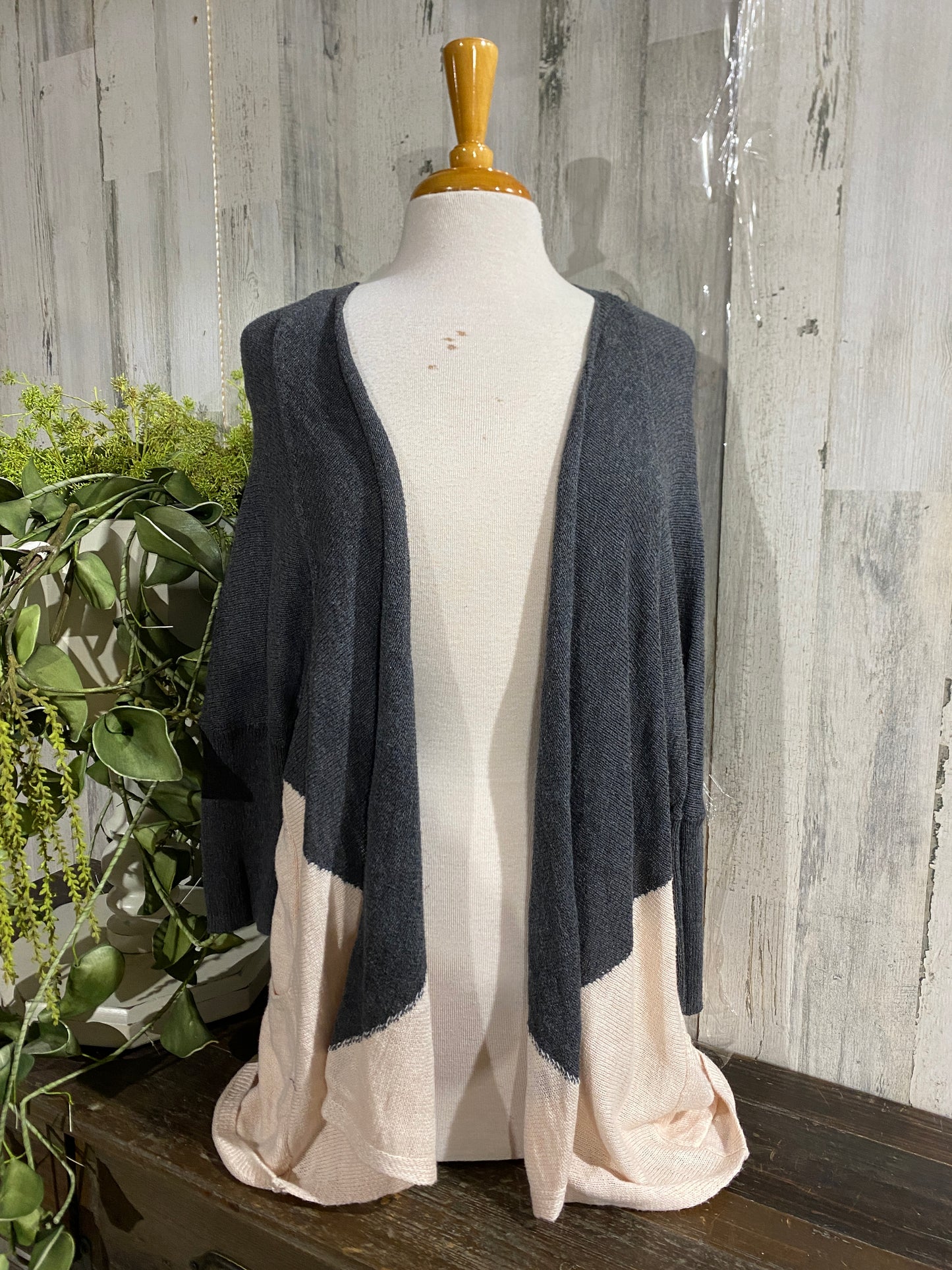 Womans Cala Cardigan Large