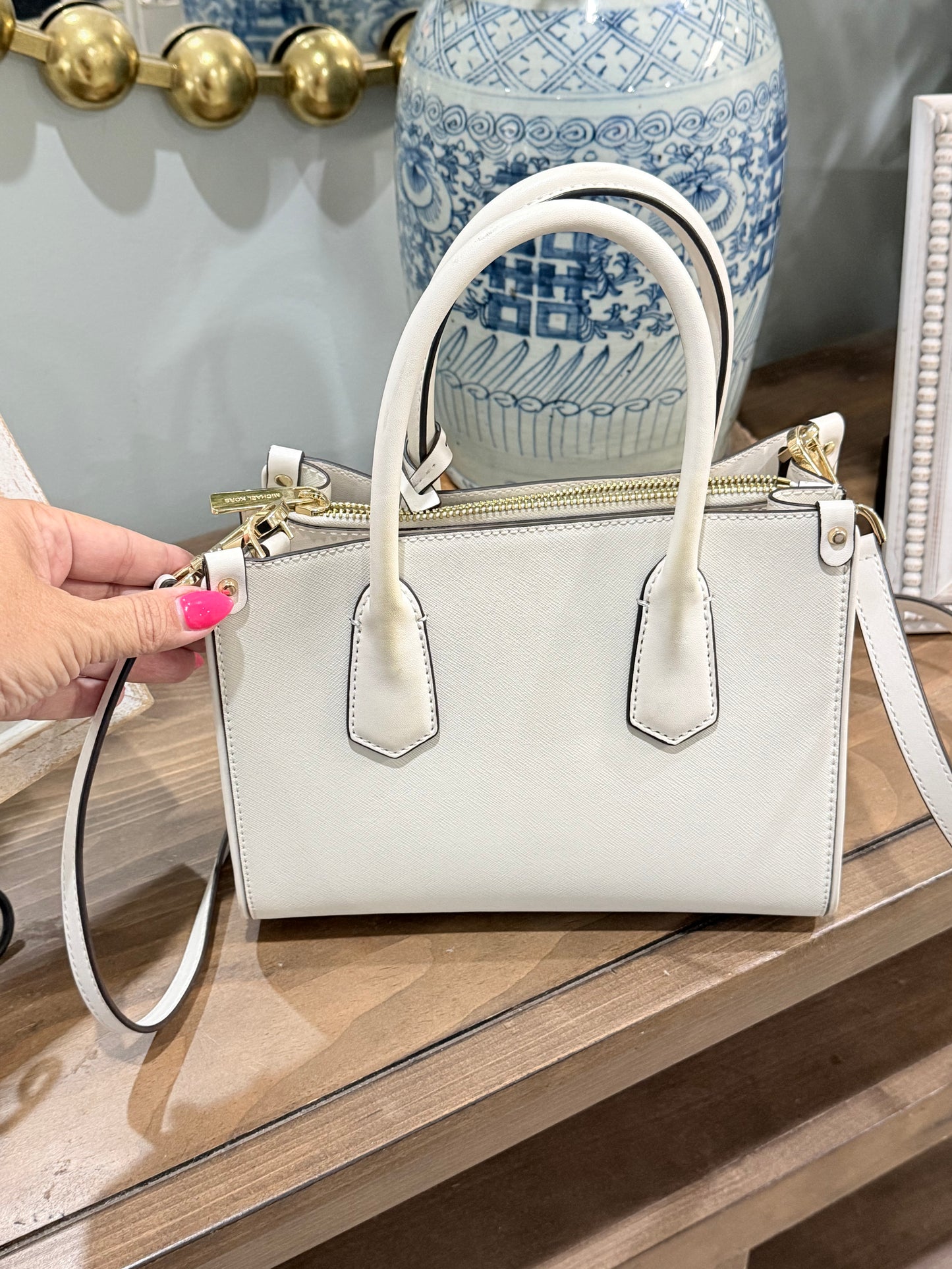 Michael Kors White Handbag EUC
