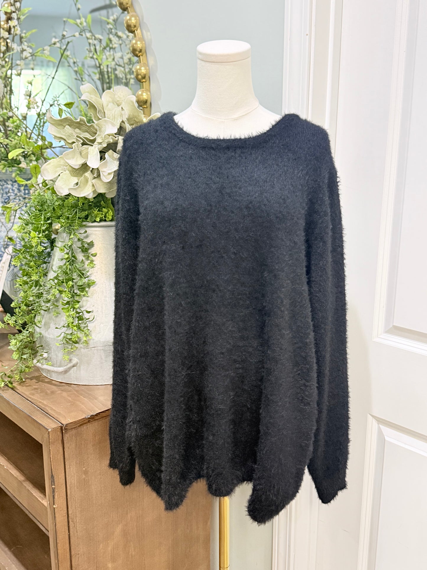 Womens Sabrina Lauren Fuzzy Sweater Large EUC