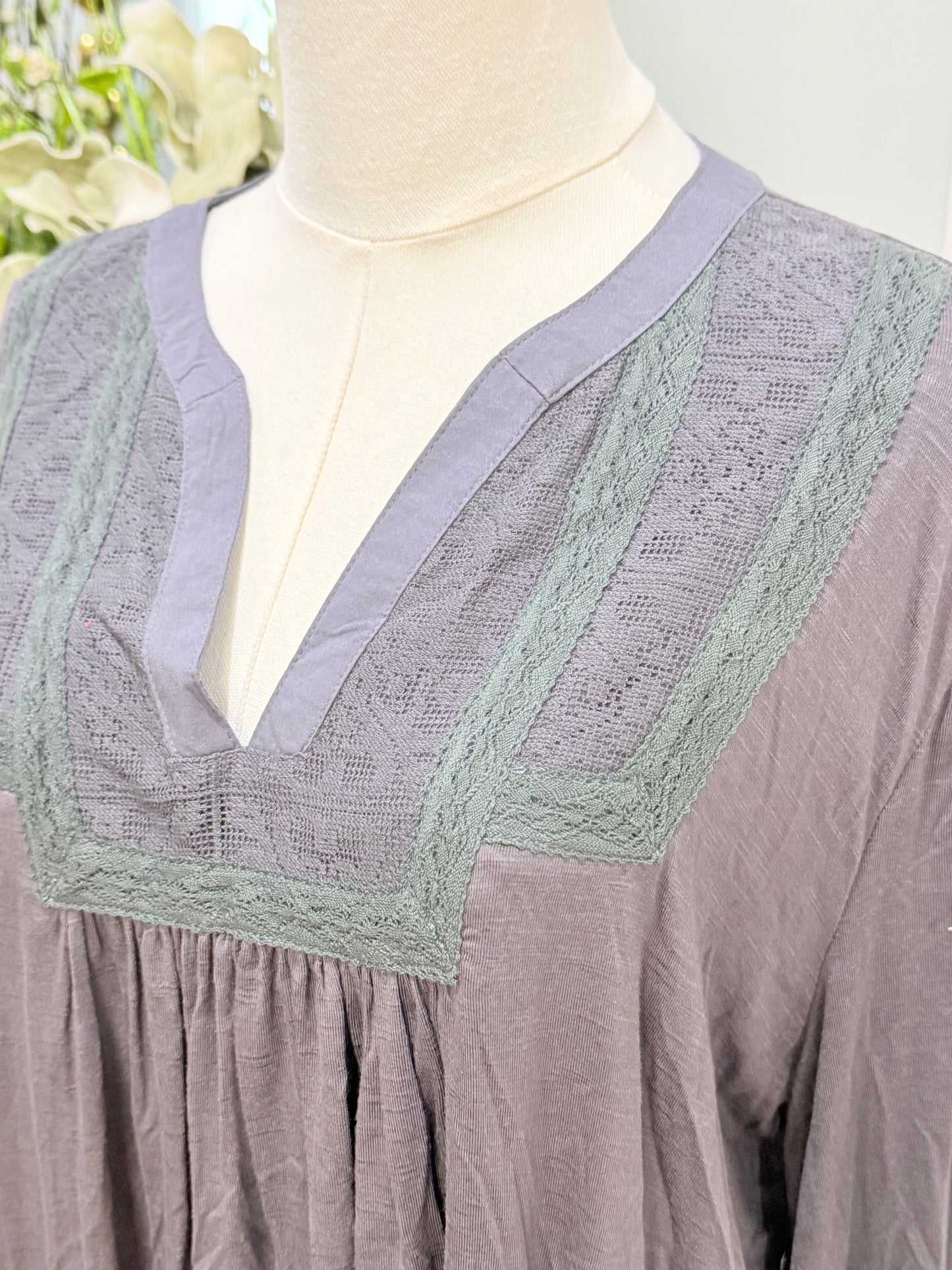 Womens Suzanne Betro Blouse 1X EUC