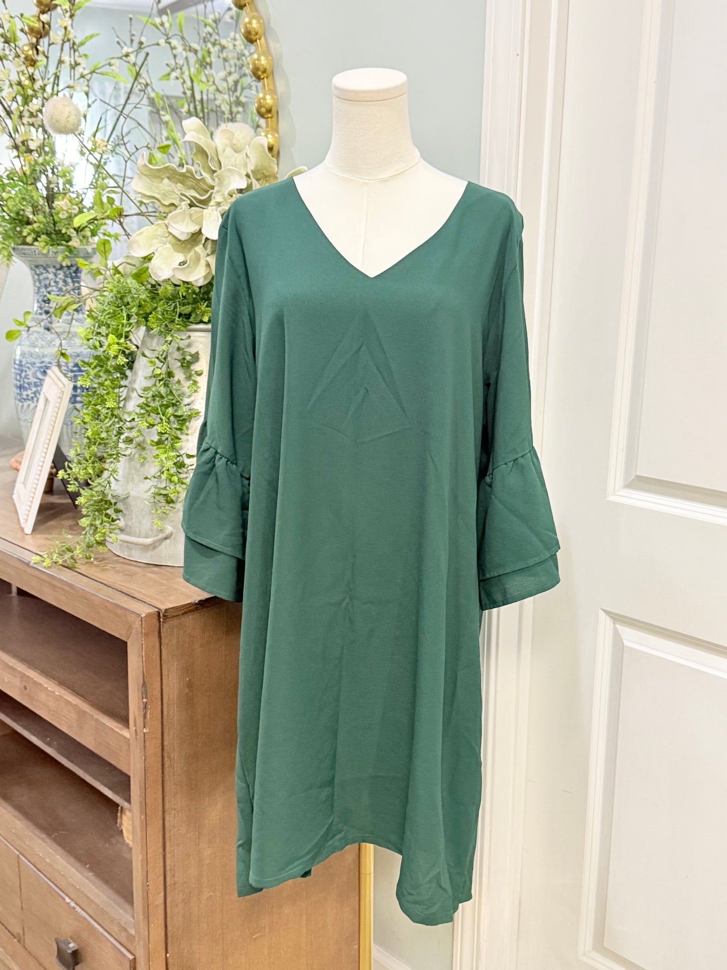 Womens Green Ruffle Sleeve Dress XXL EUC