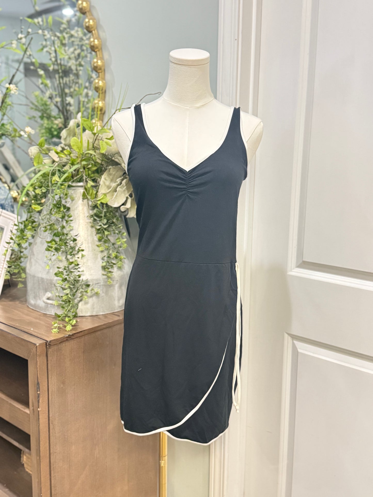 Womens Antistar Athletic Dress Size Large NWT