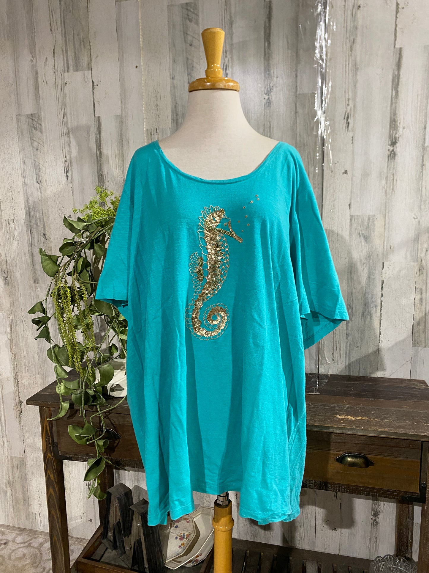 Womens Catherines Sequin Sea Horse Top 3X