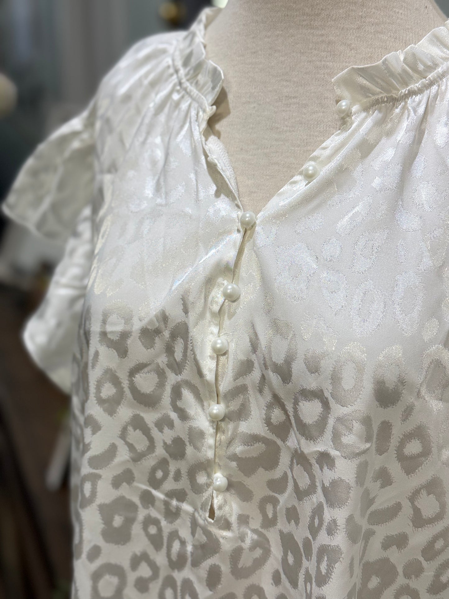 Womens White Leopard Satin Blouse Size 3XL