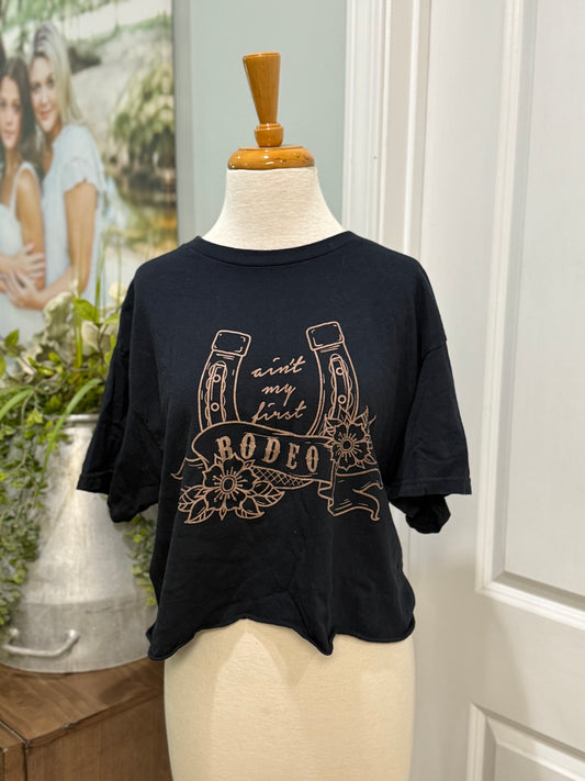 Womens Cropped Rodeo Tshirt Size Large