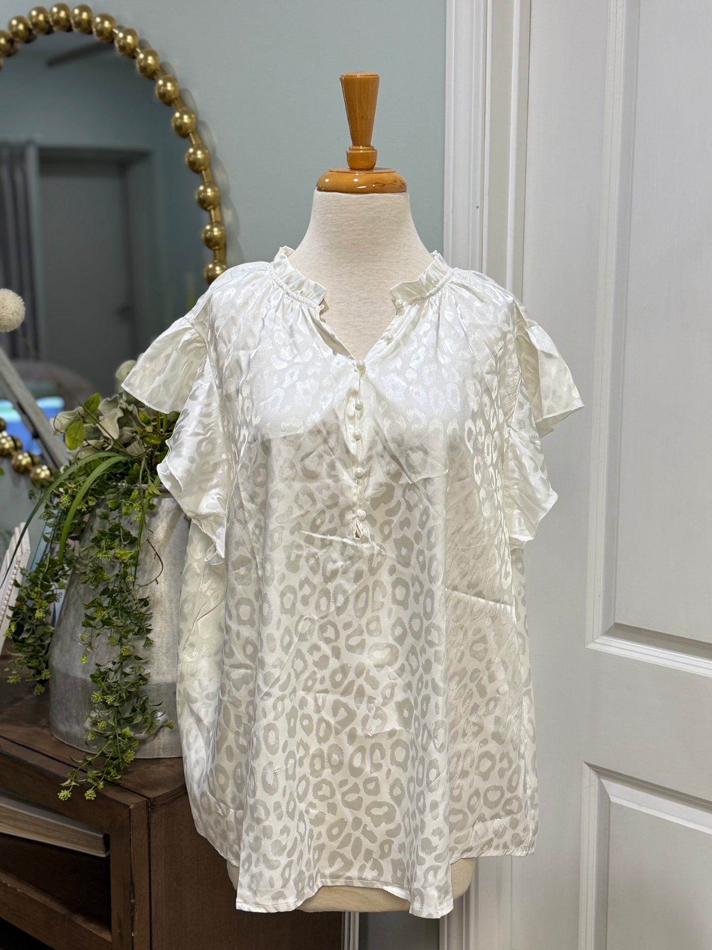 Womens White Leopard Satin Blouse Size 3XL