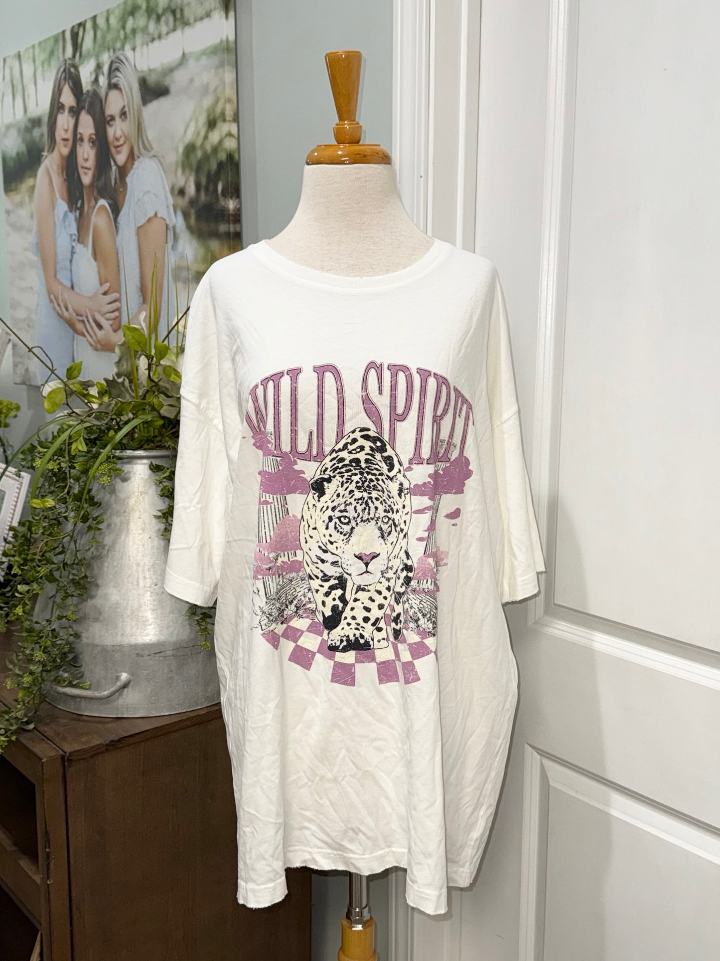 Womens Rock N Roll Burn Out Tee Size M/L OVERSIZED