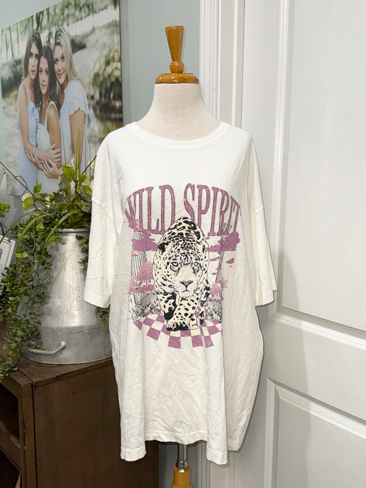Womens Wild Spirit Burn Out Tshirt Size M/L NWT $36 OVERSIZED
