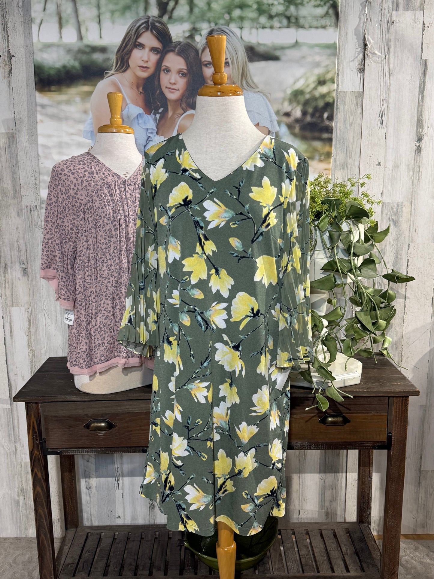 Womens Cato Green Floral Dress Large