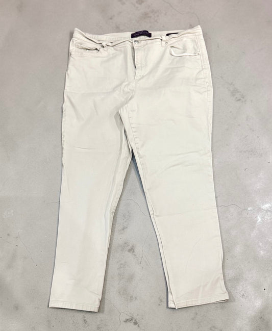 Womens Gloria Vanderbilt Bone Color Jeans 16W EUC