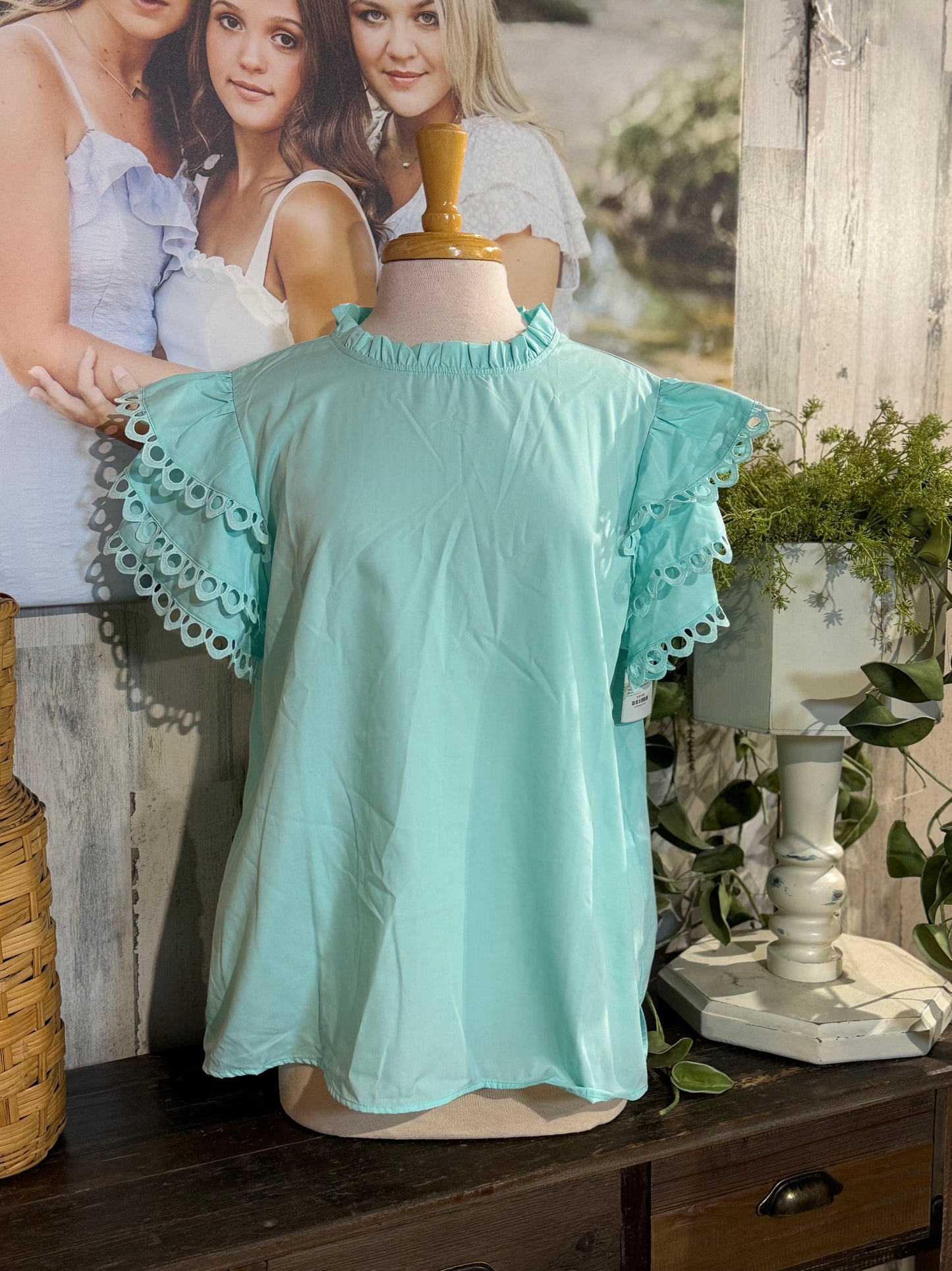 Womens Eyelet Sleeve Blouse XL