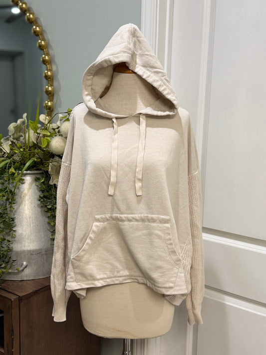 Womens Pullover Size 16/18