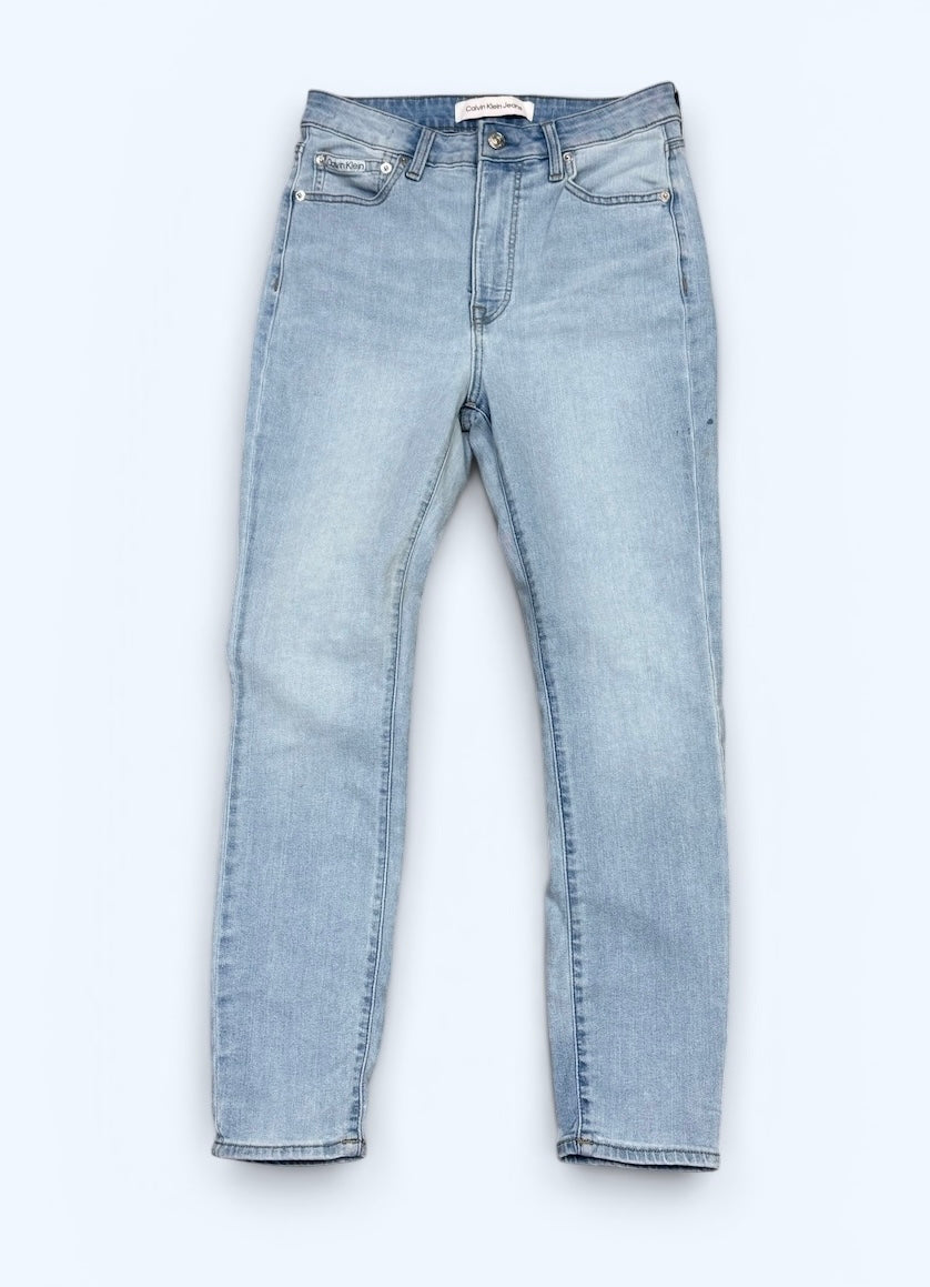 Womens Calvin Klein Jeans Size 28 EUC