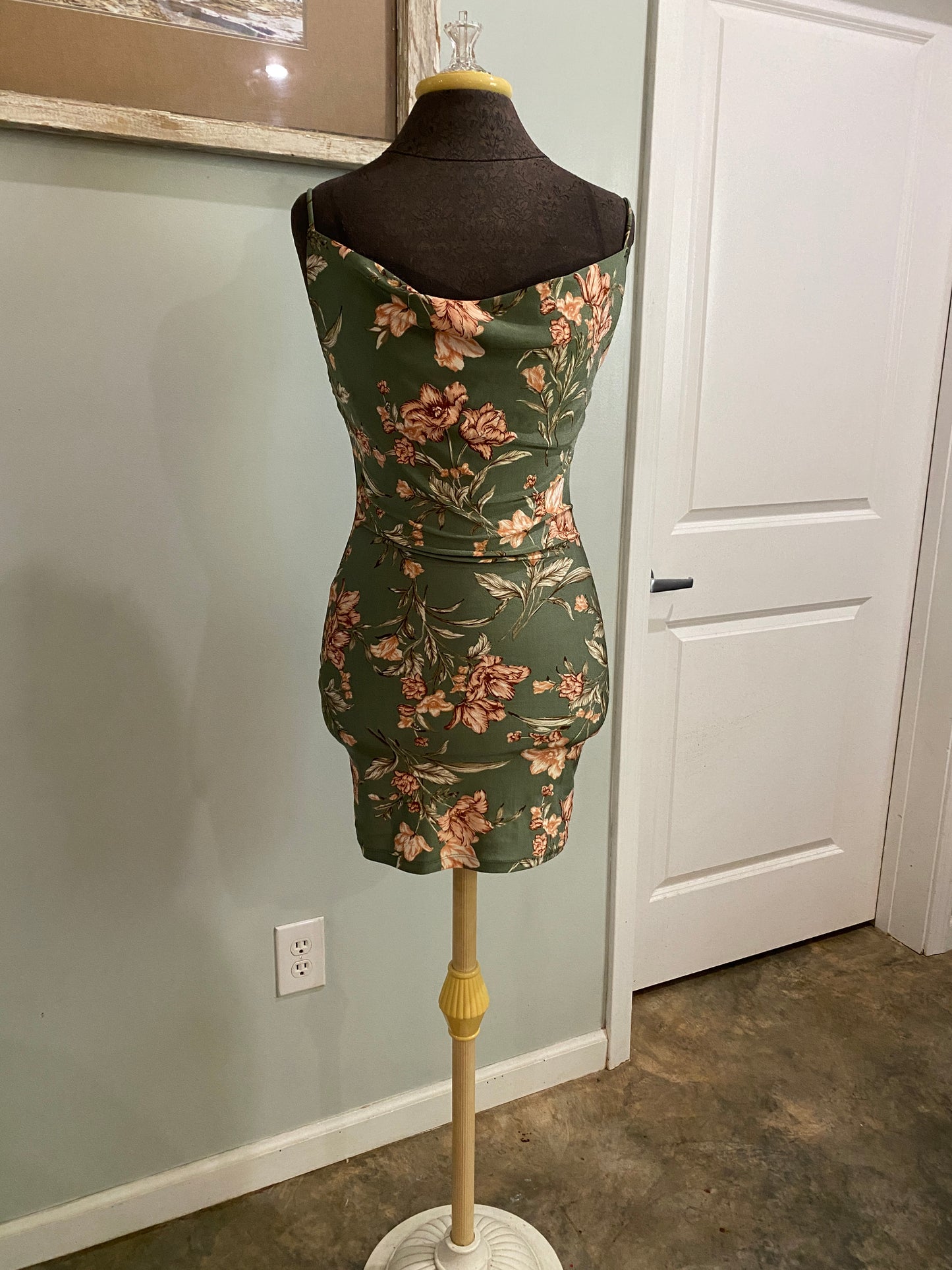 Womens Iris Floral Dress Size Small