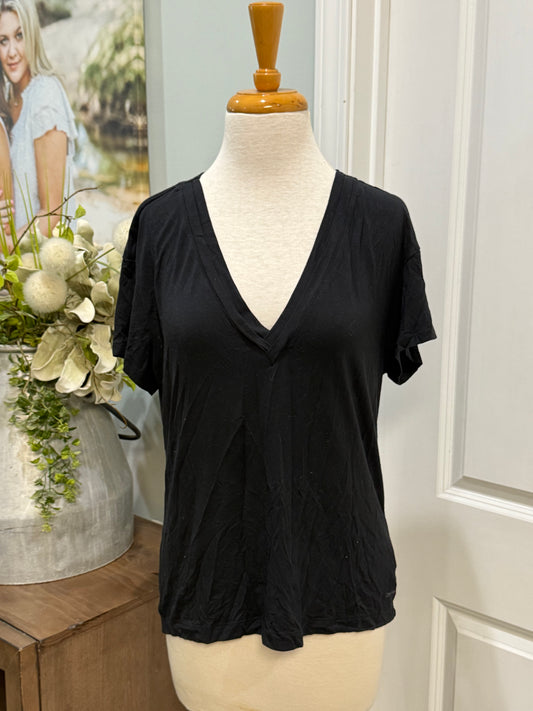 Womens Calvin Klein Tshirt Size Medium